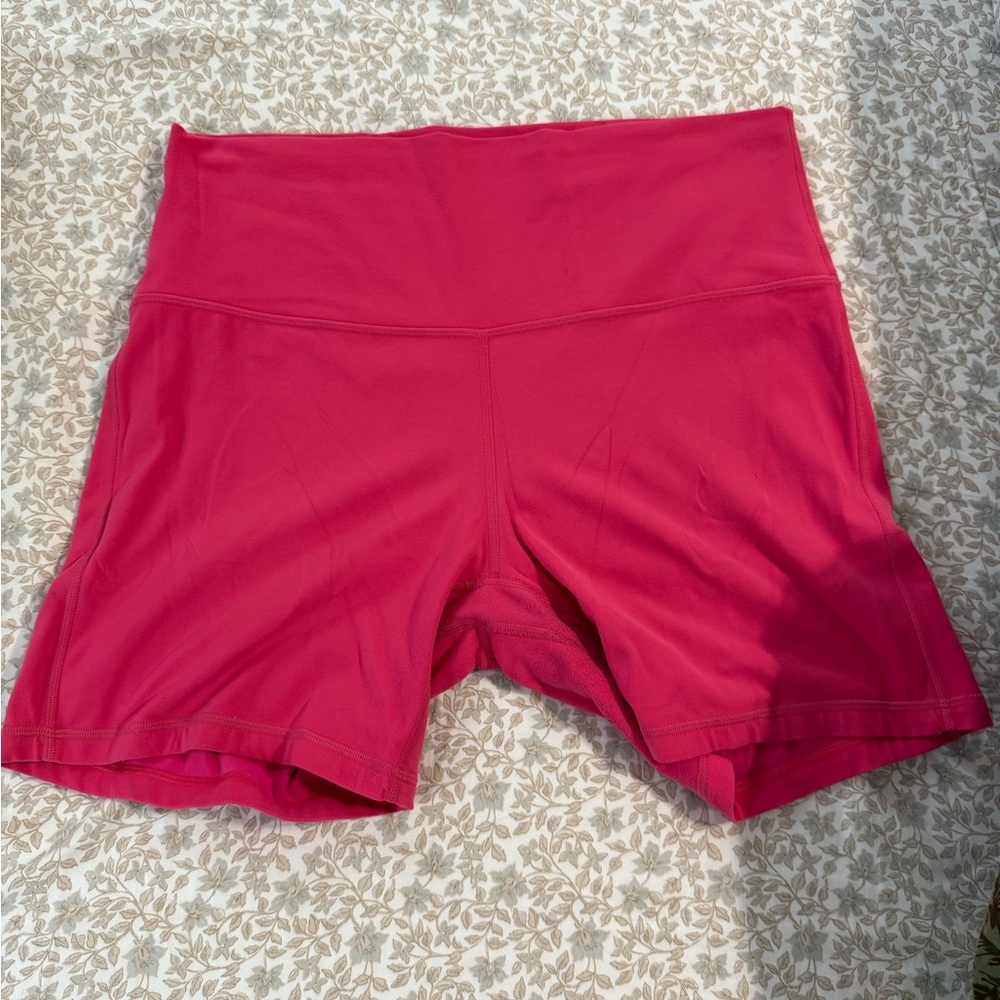 Lululemon Lip Gloss 6” Align Shorts